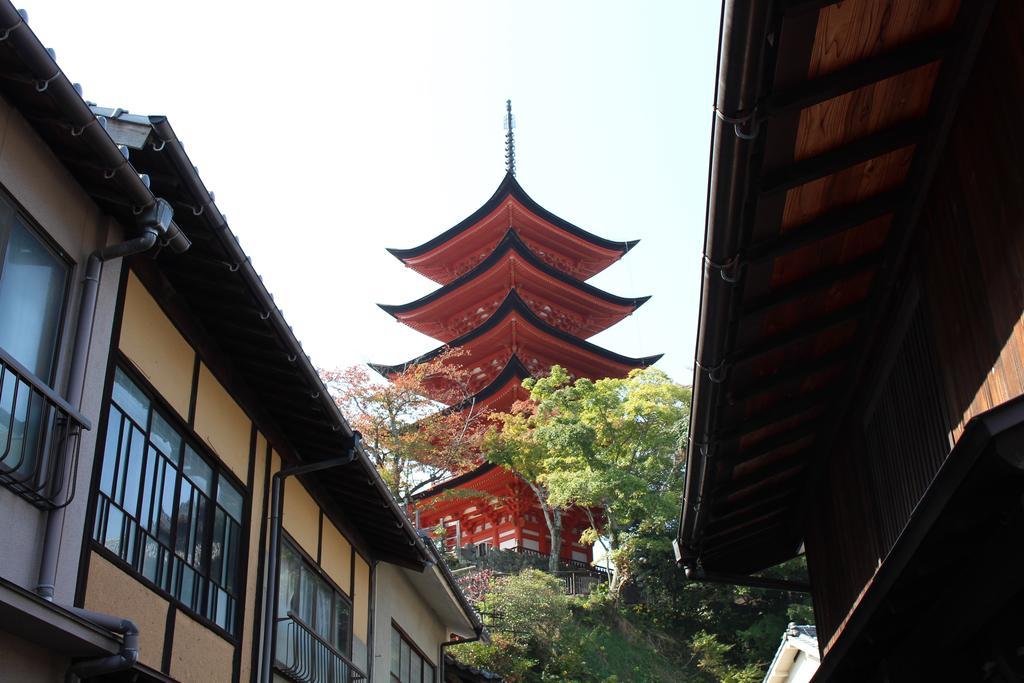 มิยาจิม่า ซีไซด์ โฮเต็ล Hotel Itsukushima ภายนอก รูปภาพ