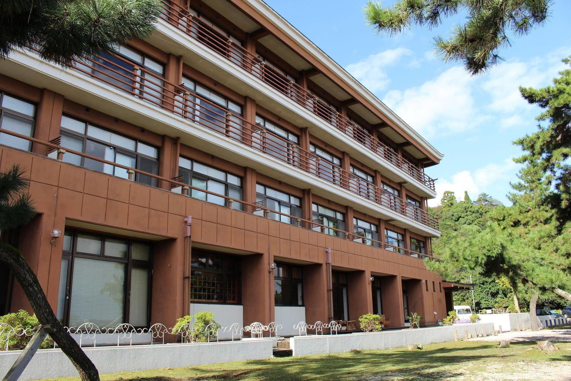 มิยาจิม่า ซีไซด์ โฮเต็ล Hotel Itsukushima ภายนอก รูปภาพ